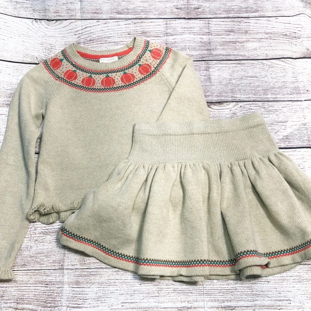 Cynthia Rowley Tan Fall Pumpkin Sweater and Skirt Size M